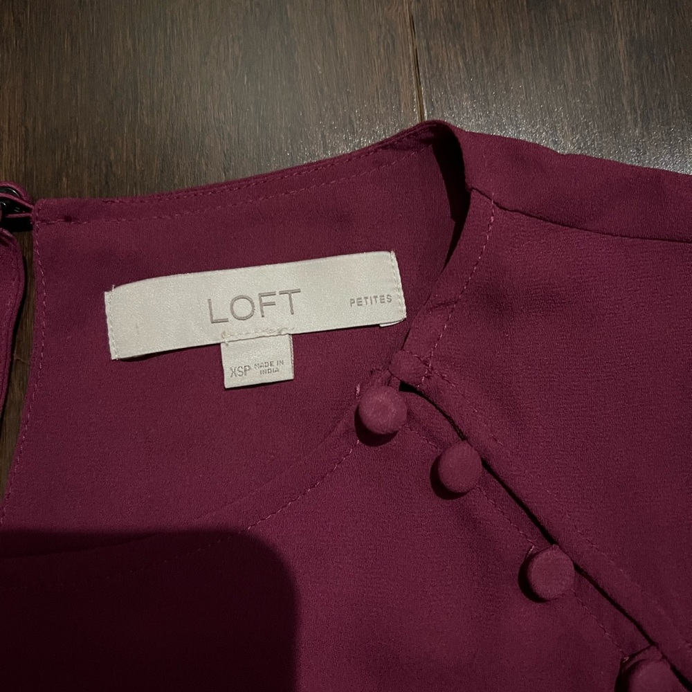 Ann Taylor Loft blouse - Picture 2 of 3